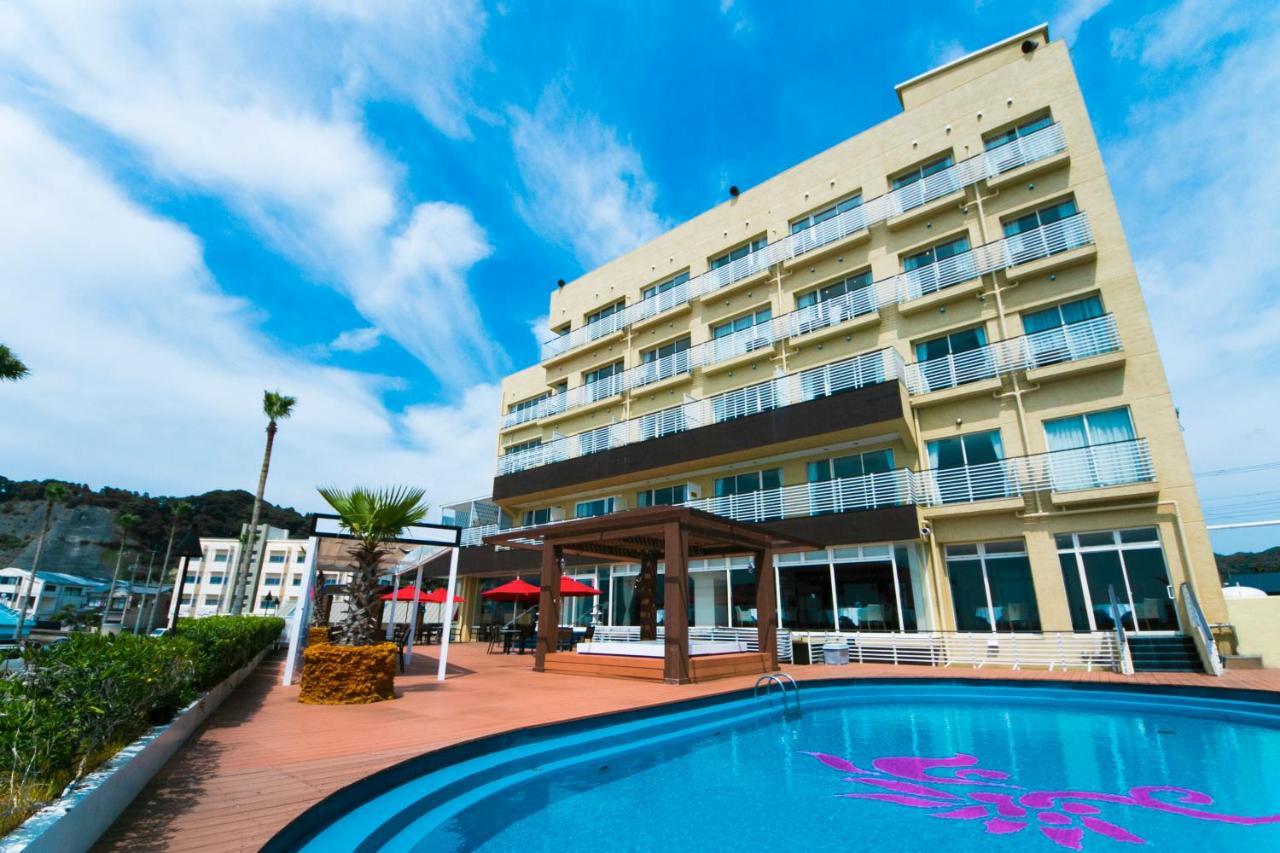Sayan Terrace Hotel & Resort Onjuku Buitenkant foto