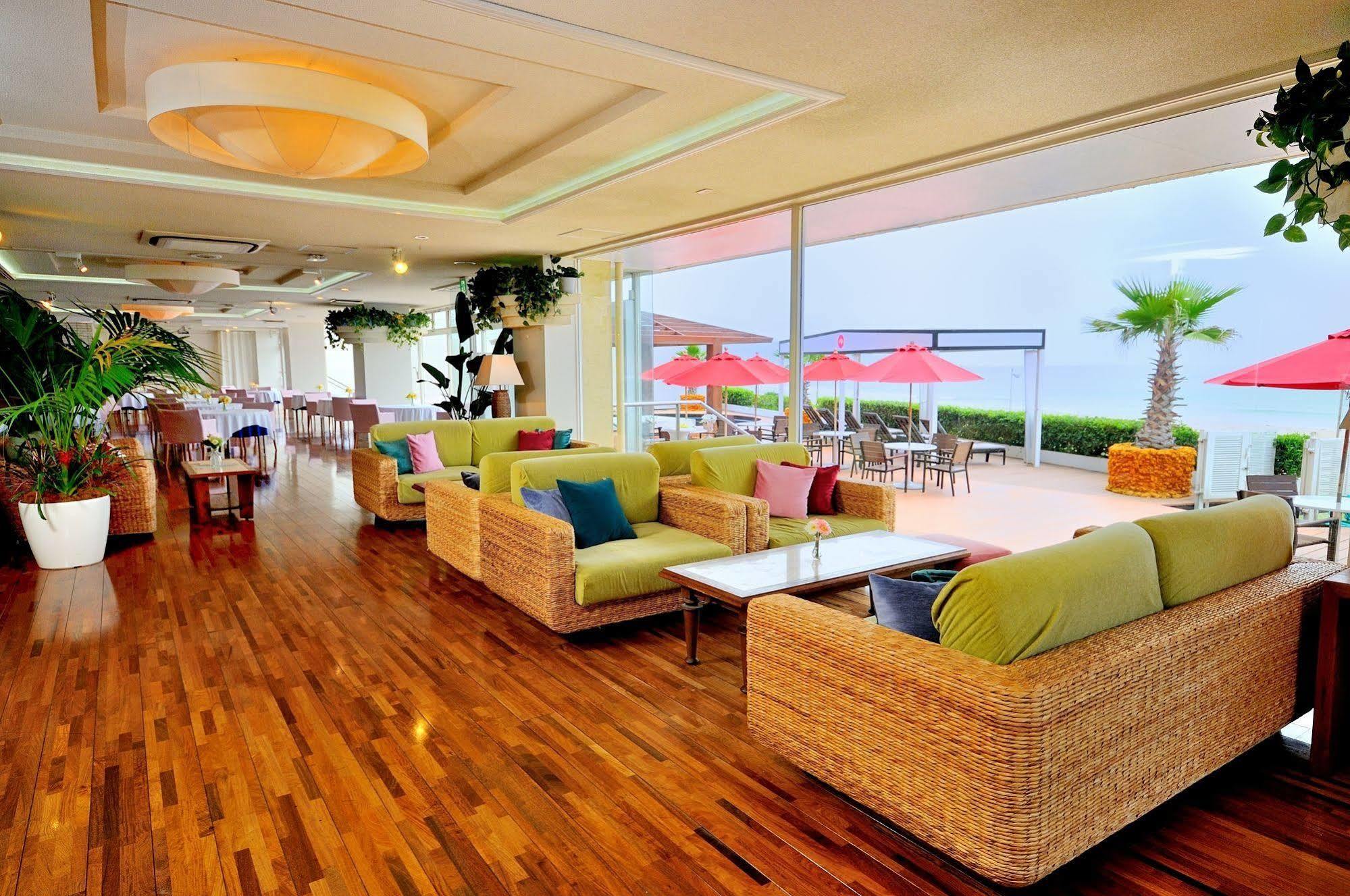 Sayan Terrace Hotel & Resort Onjuku Buitenkant foto